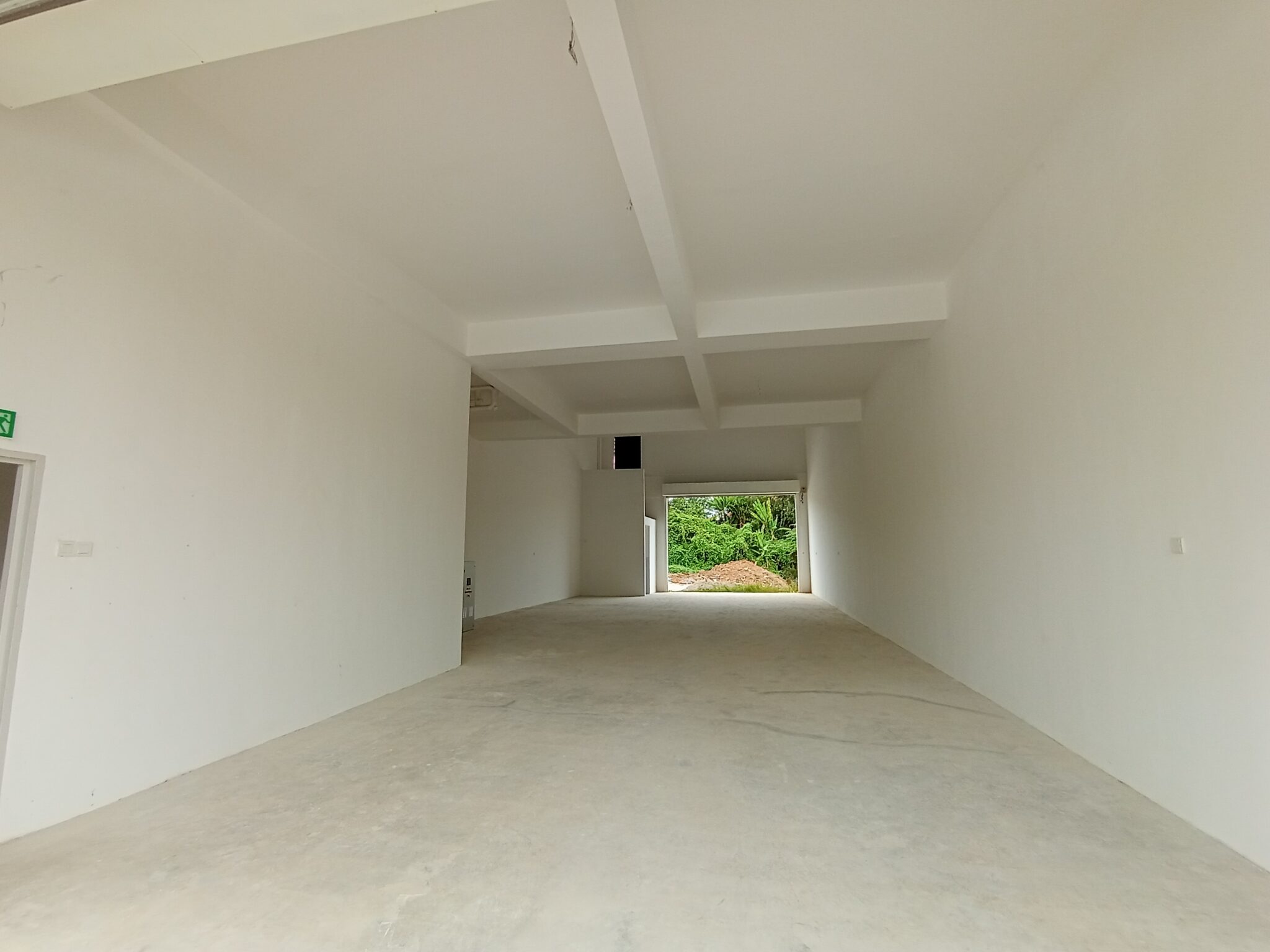 Reception/Retail Area